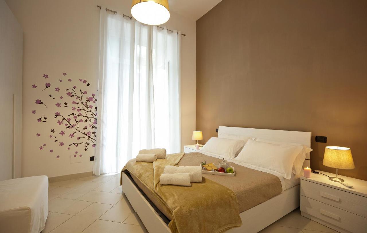 Le Corti Di Napoli Apartments 외부 사진