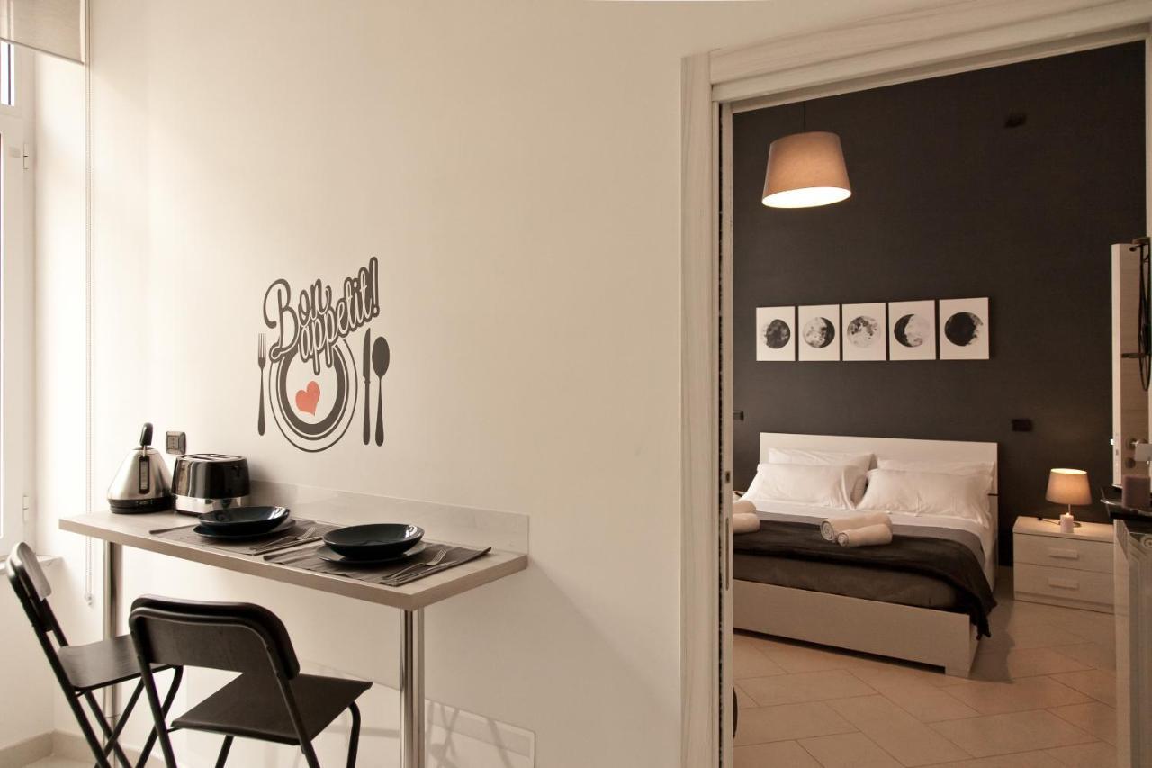 Le Corti Di Napoli Apartments 외부 사진